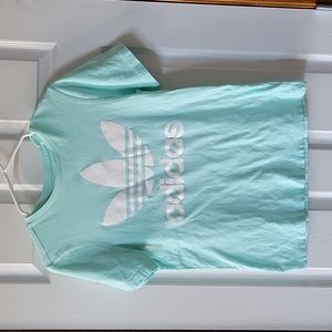 Adidas tee
